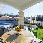 Villa Camelia Tar-Vabriga